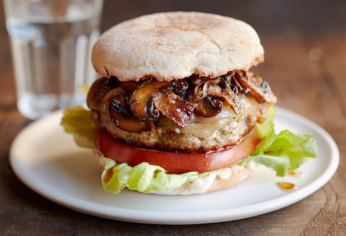 20 flavorful burger recipes that fit into your Points budget