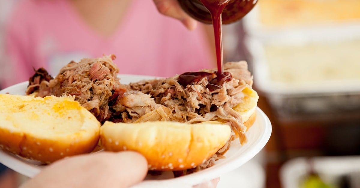 What causes heartburn?