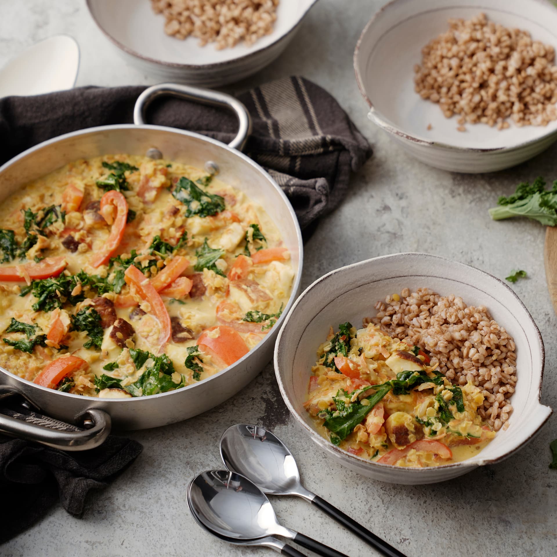 ViktVäktarna - Krämig linsgryta med halloumi och grönkål