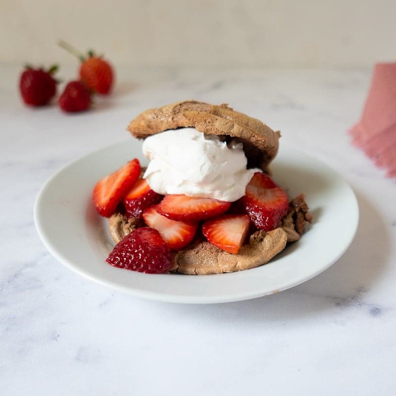 Chocolate cloud bread strawberry shortcakes