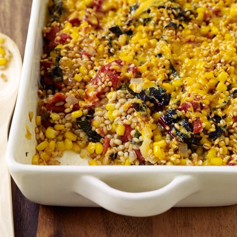 Vegetable-barley casserole