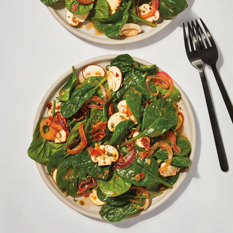 Spinach, mushroom & bacon salad with warm onion dressing