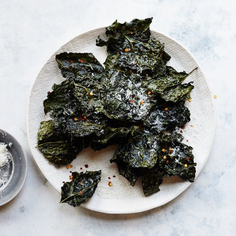 Cheesy Kale Crisps